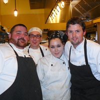 Kitchen%20crew%20at%20Toulouse.JPG