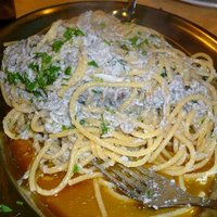 Neonata%20w%20spaghetti.JPG