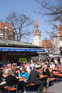 Viktualienmarkt%20in%20Munich.JPG