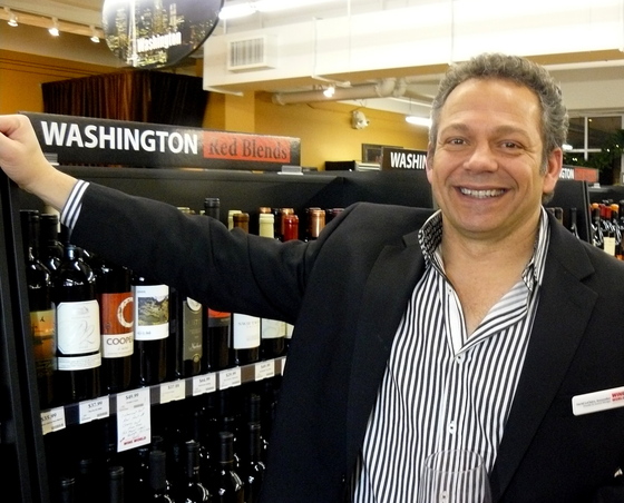 David LeClaire w Wash wines.JPG